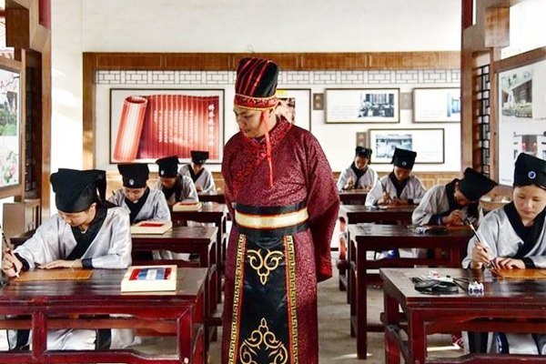 鹧鸪天送廓之秋试翻译（鹧鸪天送廓之秋试注释）